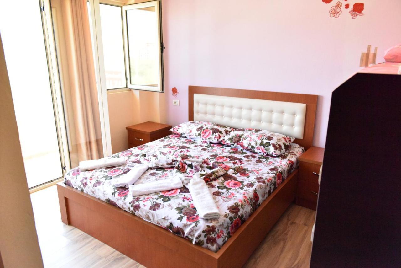 Hotel Kriti Max , Shengjin Shëngjin 외부 사진