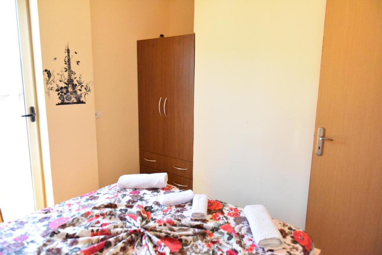 Hotel Kriti Max , Shengjin Shëngjin 외부 사진