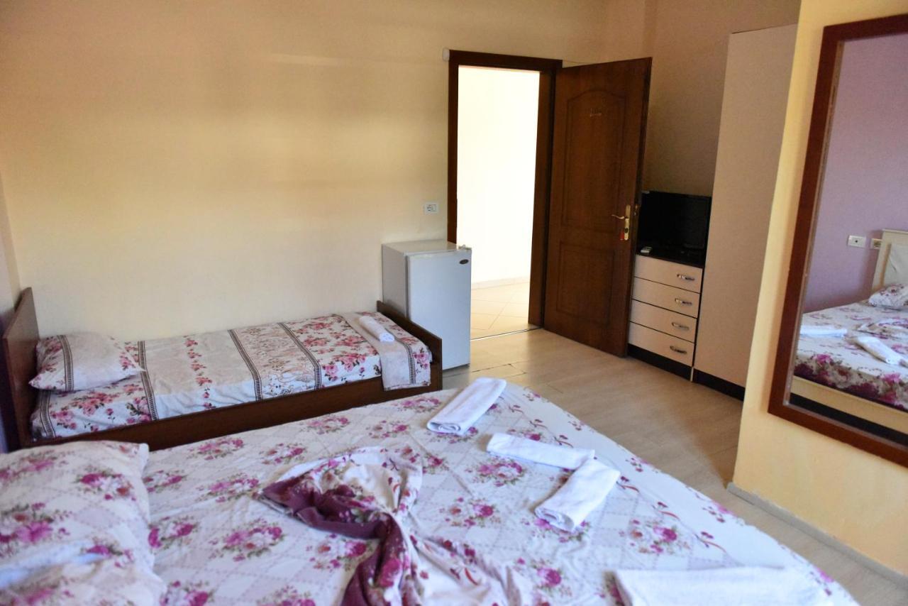 Hotel Kriti Max , Shengjin Shëngjin 외부 사진