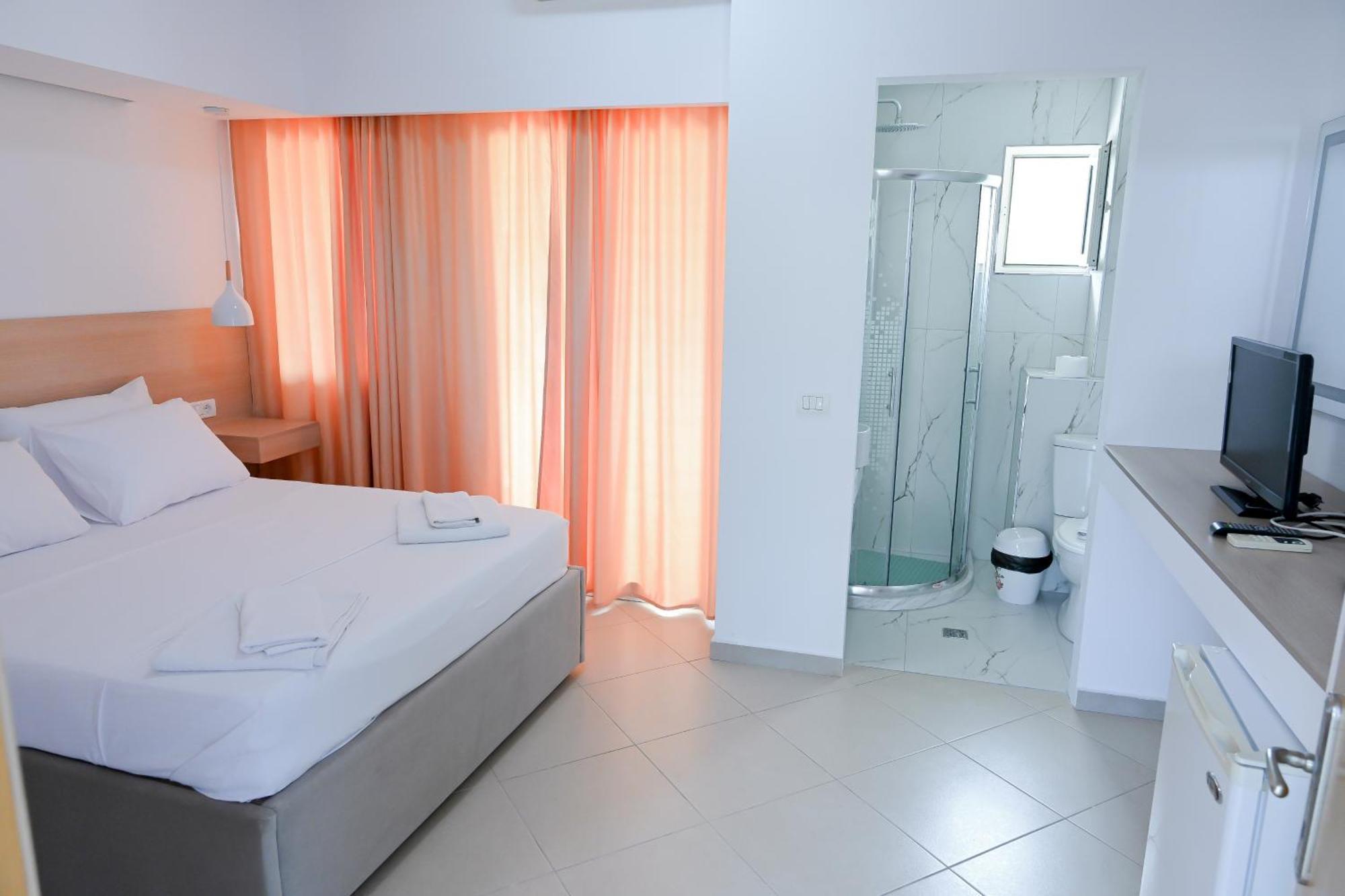 Hotel Kriti Max , Shengjin Shëngjin 외부 사진