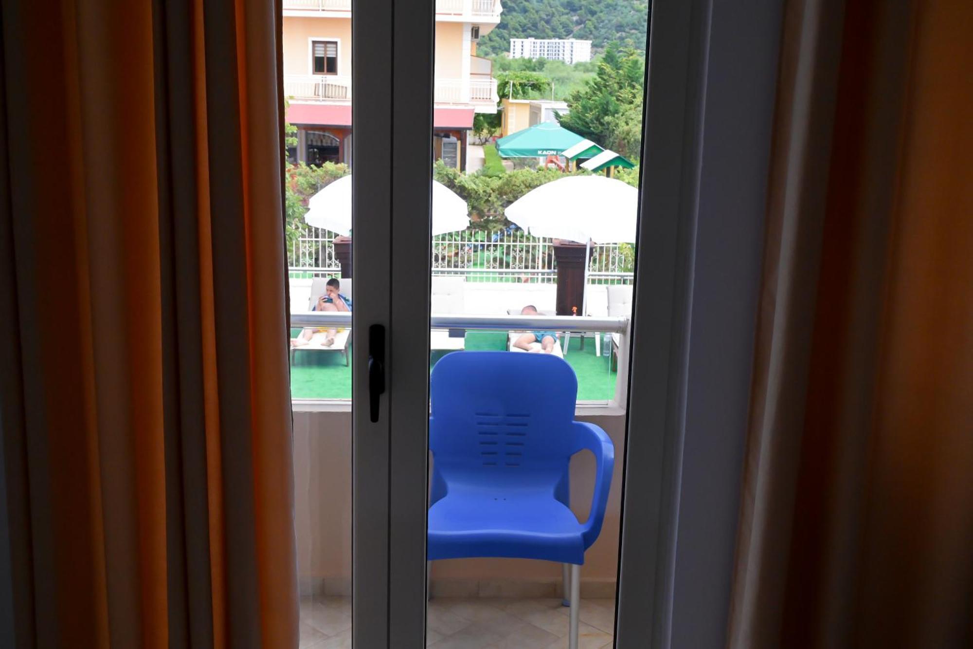 Hotel Kriti Max , Shengjin Shëngjin 외부 사진