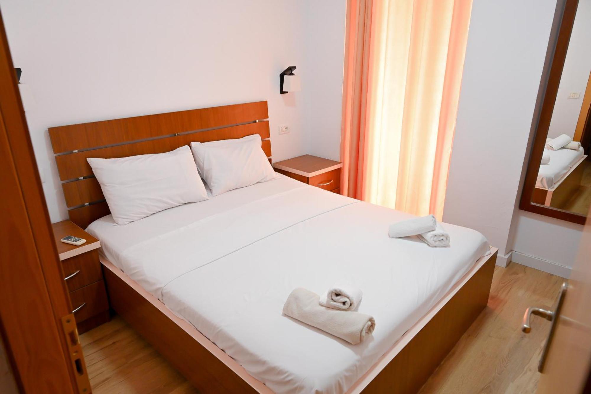 Hotel Kriti Max , Shengjin Shëngjin 외부 사진